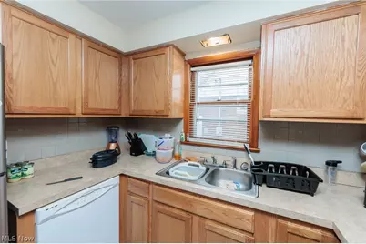 325 E 244th Street, Euclid, OH 44123 - Photo 13