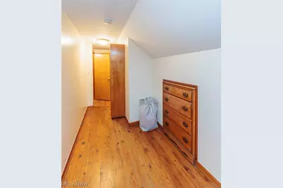325 E 244th Street, Euclid, OH 44123 - Photo 27