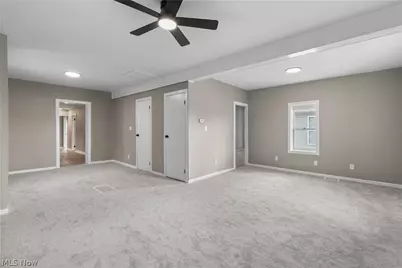 75 W Dartmore Avenue, Akron, OH 44301 - Photo 5