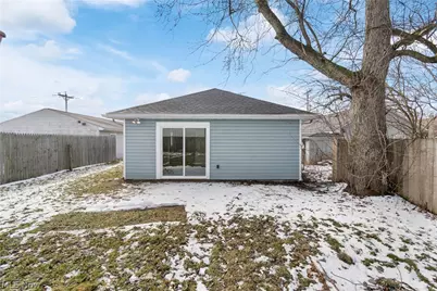 75 W Dartmore Avenue, Akron, OH 44301 - Photo 31