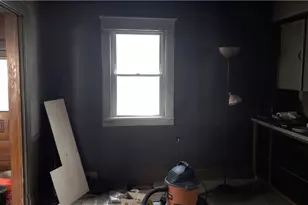 208 N Maryland Ave N, Youngstown, OH 44509 - Photo 9