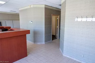 28821 Lorain Road, North Olmsted, OH 44070 - Photo 23