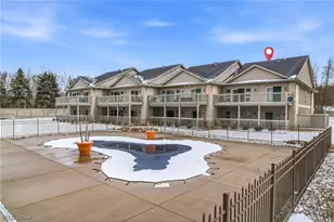 574 Lakeview Blvd Blvd, Lake Milton, OH 44429 - Photo 3