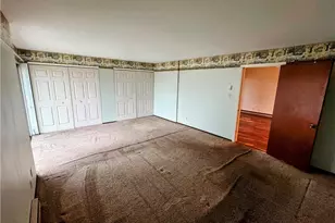 2331 E Market St, Akron, OH 44312 - Photo 11