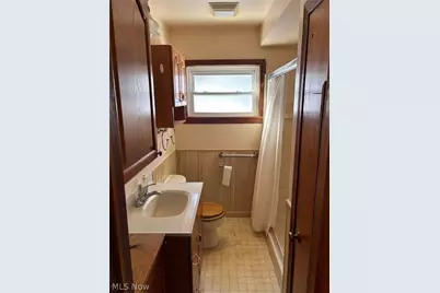 4688 Mayfair Road, North Canton, OH 44720 - Photo 7