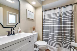 5651 Grafton Rd, Valley City, OH 44280 - Photo 25