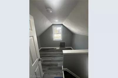 3289 W 58th Street, Loveland, OH 44102 - Photo 13