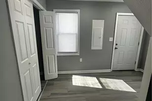 3289 W 58th St, Loveland, OH 44102 - Photo 3