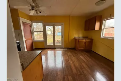 2329 Winfield Way NE, Canton, OH 44705 - Photo 17