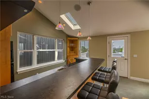 2135 W 6th St, Loveland, OH 44113 - Photo 37
