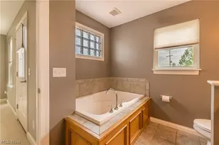 2135 W 6th St, Loveland, OH 44113 - Photo 23