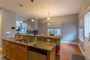 2135 W 6th St, Loveland, OH 44113 - Photo 9