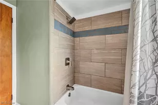 30002 Barjode Rd, Willowick, OH 44095 - Photo 23