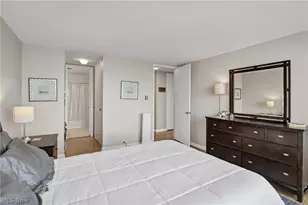 12700 Lake Ave, Oakwood, OH 44107 - Photo 23