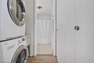 12700 Lake Ave, Oakwood, OH 44107 - Photo 25