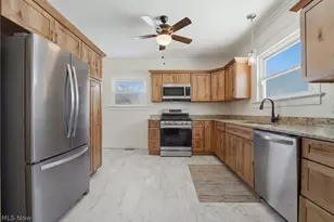 4016 State Rd, Ashtabula, OH 44004 - Photo 9