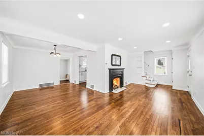 291 E 204th Street, Euclid, OH 44123 - Photo 5