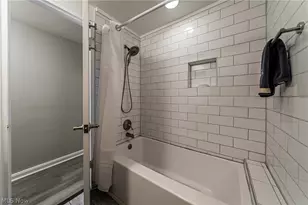 13800 Fairhill Rd, Loveland, OH 44120 - Photo 37