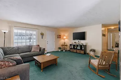 6250 Oxford Court, Huber Heights, OH 44146 - Photo 5