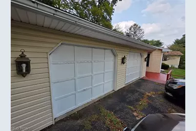 300 Eastlawn Circle, Zanesville, OH 43701 - Photo 5