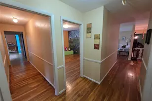 300 Eastlawn Cir, Zanesville, OH 43701 - Photo 17