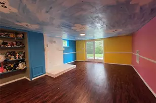 300 Eastlawn Cir, Zanesville, OH 43701 - Photo 33