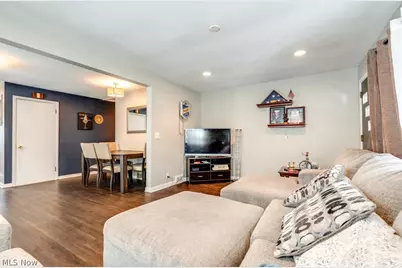 6276 Apple Street, Louisville, OH 44641 - Photo 7