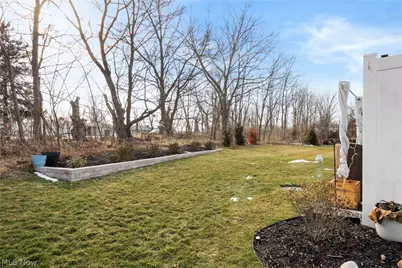 238 Silver Spring Circle, Elyria, OH 44035 - Photo 39