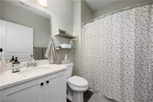 238 Silver Spg Cir, Elyria, OH 44035 - Photo 27