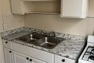 521 Kenwood Dr, Euclid, OH 44123 - Photo 5