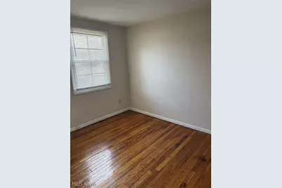 521 Kenwood Drive #B-5, Euclid, OH 44123 - Photo 9