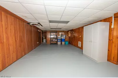 1534 Fernwood Boulevard, Alliance, OH 44601 - Photo 27