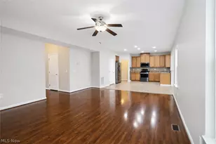 38446 Foxglen Ave, Avon, OH 44011 - Photo 13