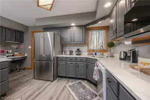 6840 Akron Ave NW, Canal Fulton, OH 44614 - Photo 9