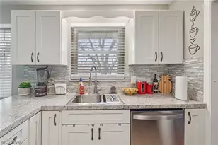 5512 Carol Jean Blvd, Loveland, OH 44125 - Photo 9