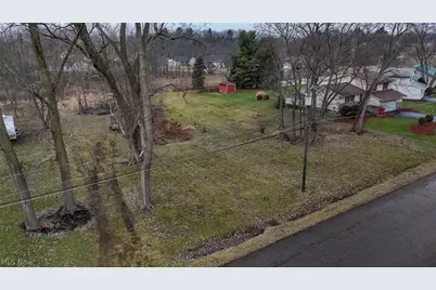 4707 Eastland Avenue, Louisville, OH 44641 - Photo 3