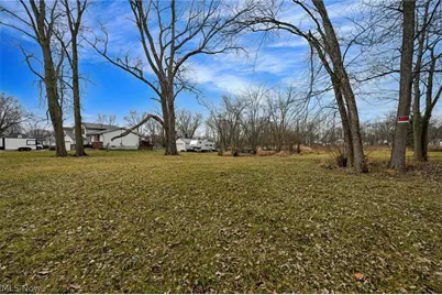 4707 Eastland Avenue, Louisville, OH 44641 - Photo 7