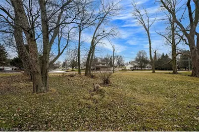 4707 Eastland Avenue, Louisville, OH 44641 - Photo 11