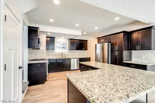 9408 Fairfield Dr, Twinsburg, OH 44087 - Photo 13