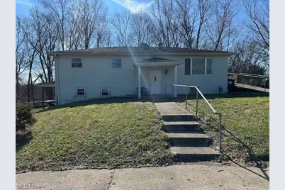 1620 Wheeling Avenue, Zanesville, OH 43701 - Photo 1