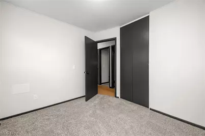 897 Livermore Lane, Elyria, OH 44035 - Photo 15