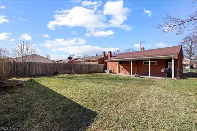 897 Livermore Lane, Elyria, OH 44035 - Photo 31