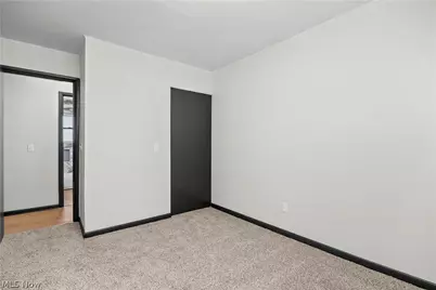 897 Livermore Lane, Elyria, OH 44035 - Photo 21