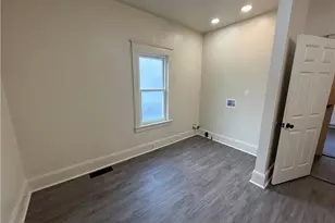 210 Perry St, Struthers, OH 44471 - Photo 13