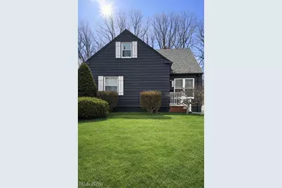 427 E 275 Street, Euclid, OH 44132 - Photo 1