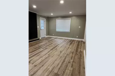 427 E 275 Street, Euclid, OH 44132 - Photo 19