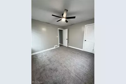 427 E 275 Street, Euclid, OH 44132 - Photo 27