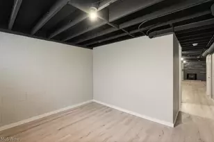 38080 Berkeley Ave, Moreland Hills, OH 44022 - Photo 41