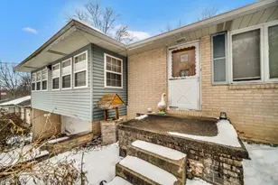 13458 Theeland Avenue NW, Uniontown, OH 44685 - Photo 3