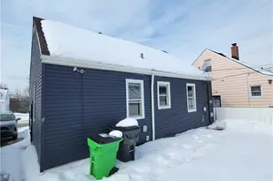 4413 Ingleside Rd, Warrensville Heights, OH 44128 - Photo 3